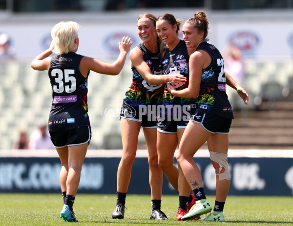 AFLW 2022 Round 04 - Carlton v North Melbourne - A-387435