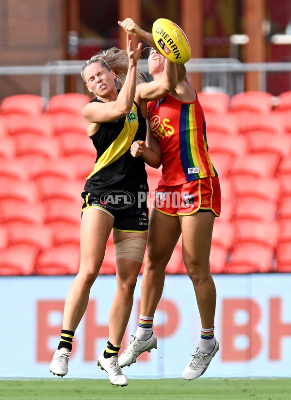 AFLW 2022 Round 04 - Gold Coast v Richmond - A-388840