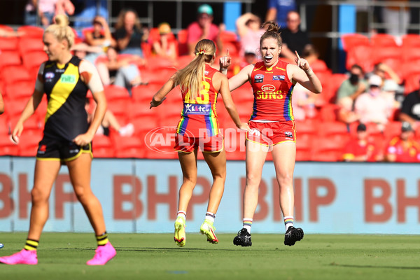AFLW 2022 Round 04 - Gold Coast v Richmond - A-391065