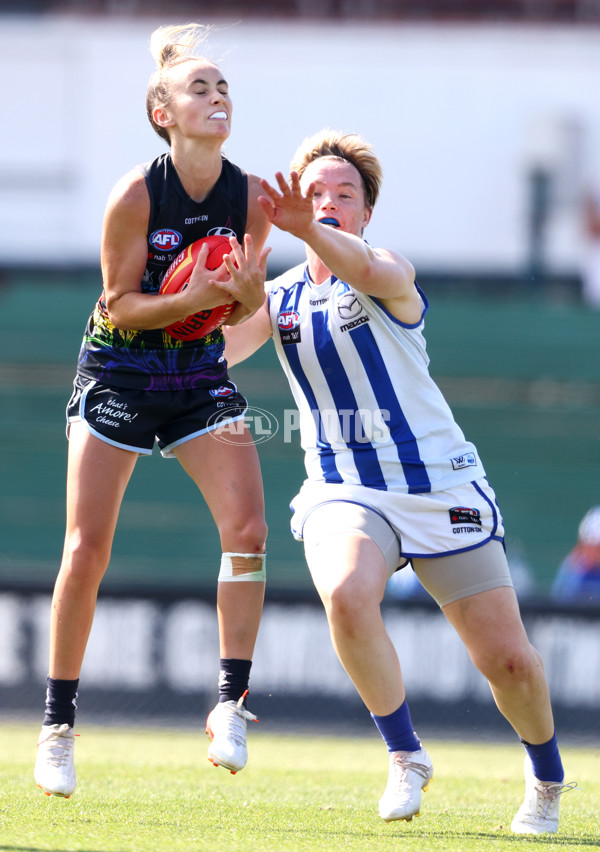 AFLW 2022 Round 04 - Carlton v North Melbourne - A-392317