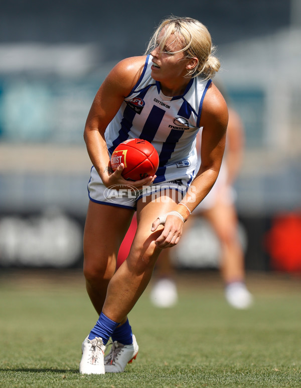 AFLW 2022 Round 04 - Carlton v North Melbourne - A-392350