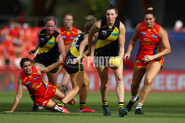 AFLW 2022 Round 04 - Gold Coast v Richmond - A-392357