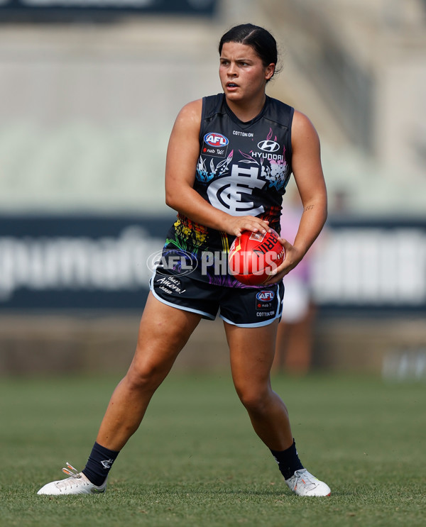 AFLW 2022 Round 04 - Carlton v North Melbourne - A-394935