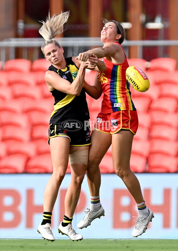 AFLW 2022 Round 04 - Gold Coast v Richmond - A-394960