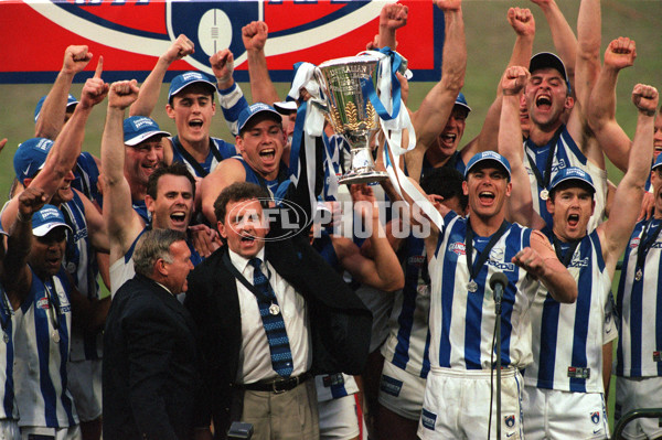AFL 1999 Grand Final - Kangaroos v Carlton - 137617