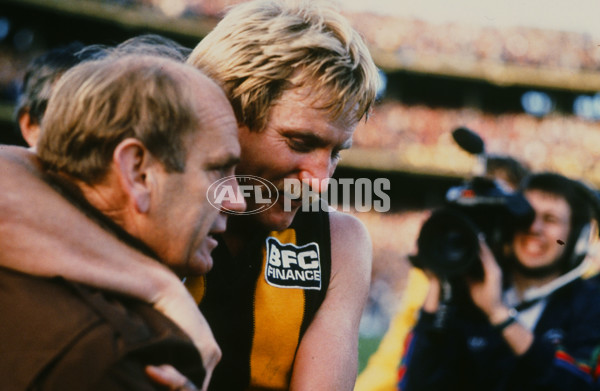 VFL 1983 Grand Final - Hawthorn v Essendon - 23597