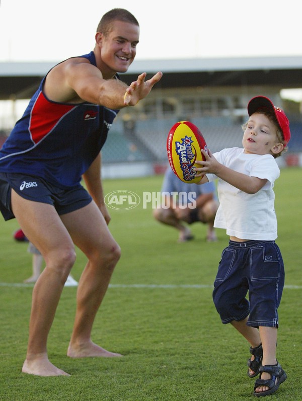 AFL Media - 2006 Melbourne AFL Community Camp - A-425554