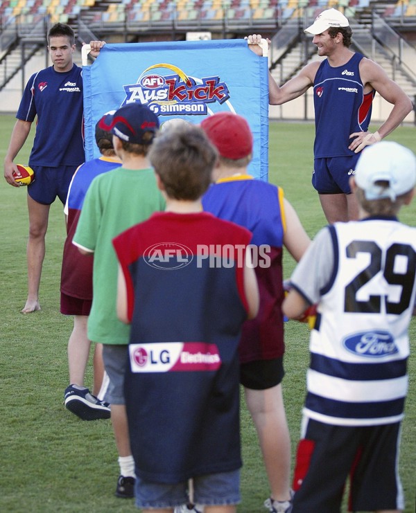 AFL Media - 2006 Melbourne AFL Community Camp - A-428755