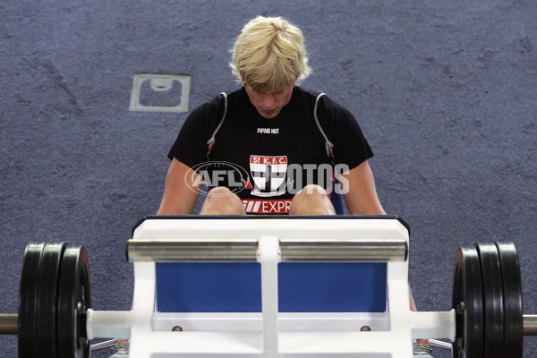 AFL 2006 Media - 2006 St Kilda AFL Community Camp - 46023