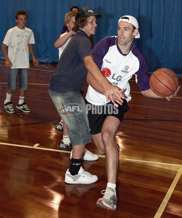 AFL Media - 2006 Fremantle AFL Community Camp - A-452312