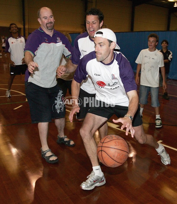 AFL Media - 2006 Fremantle AFL Community Camp - A-456010