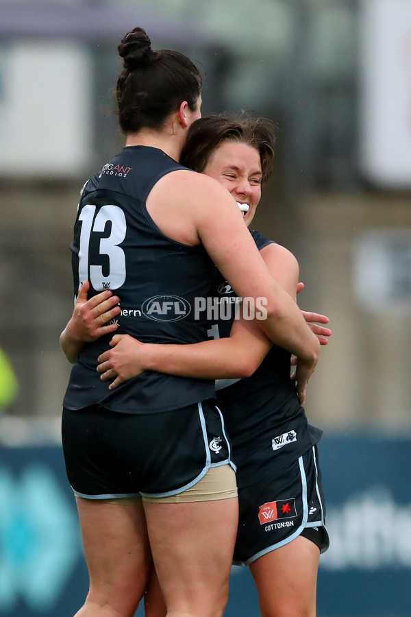 AFLW 2022 S7 Round 10 - Carlton v Western Bulldogs - A-458826