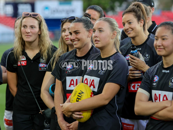 AFLW 2022 S7 Round 10 - Brisbane v Collingwood - A-463438