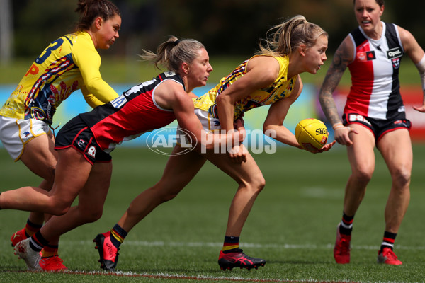 AFLW 2022 S7 Round 10 - St Kilda v Adelaide - A-481279