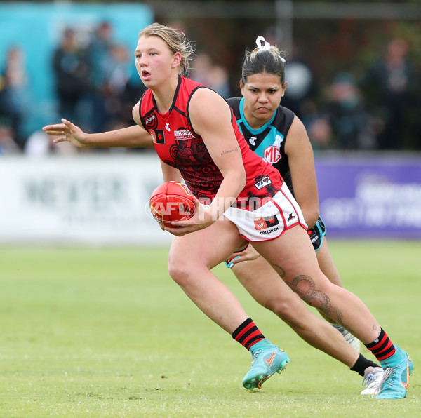 AFLW 2022 S7 Round 10 - Port Adelaide v Essendon - A-482260