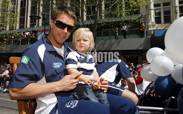 AFL 2008 Media - Grand Final Parade 260908 - 160623