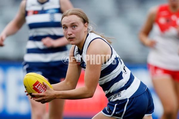 AFLW 2022 S7 Round 10 - Geelong v Sydney - A-493603