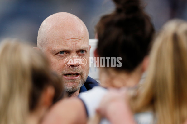 AFLW 2022 S7 Round 10 - Geelong v Sydney - A-496024