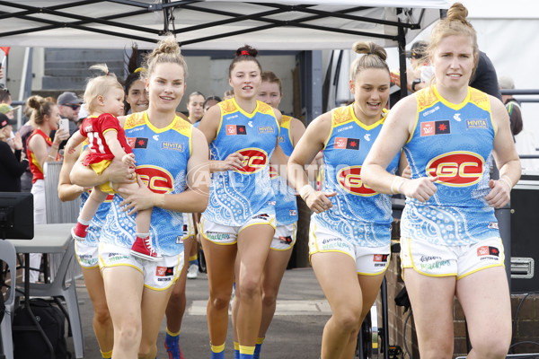 AFLW 2022 S7 Round 10 - GWS v Gold Coast - A-496068
