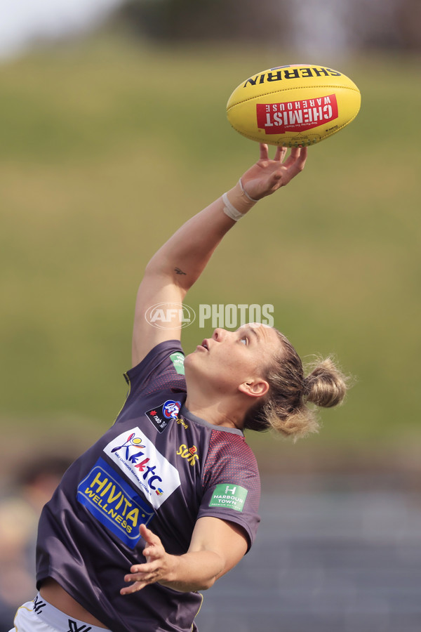 AFLW 2022 S7 Round 10 - GWS v Gold Coast - A-496090