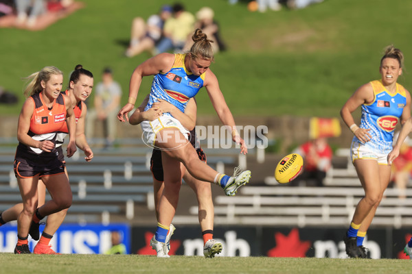 AFLW 2022 S7 Round 10 - GWS v Gold Coast - A-496105
