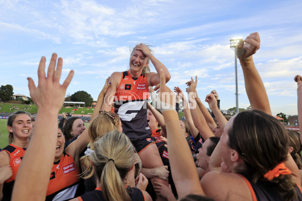 AFLW 2022 S7 Round 10 - GWS v Gold Coast - A-497054
