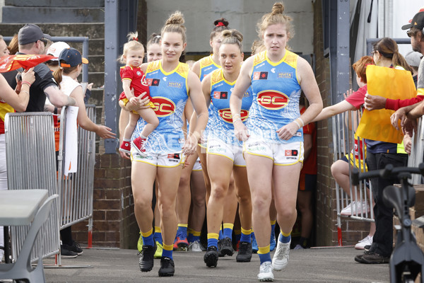 AFLW 2022 S7 Round 10 - GWS v Gold Coast - A-499903