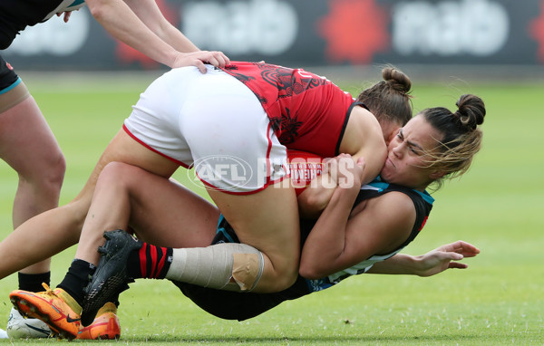 AFLW 2022 S7 Round 10 - Port Adelaide v Essendon - A-499925