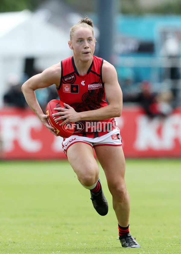 AFLW 2022 S7 Round 10 - Port Adelaide v Essendon - A-501280