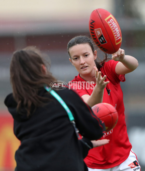 AFLW 2022 S7 Round 10 - Port Adelaide v Essendon - A-507562