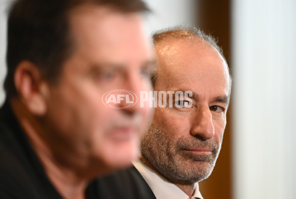 AFL 2022 Media - St Kilda Media Opportunity - A-510126