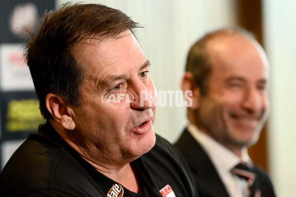 AFL 2022 Media - St Kilda Media Opportunity - A-510131