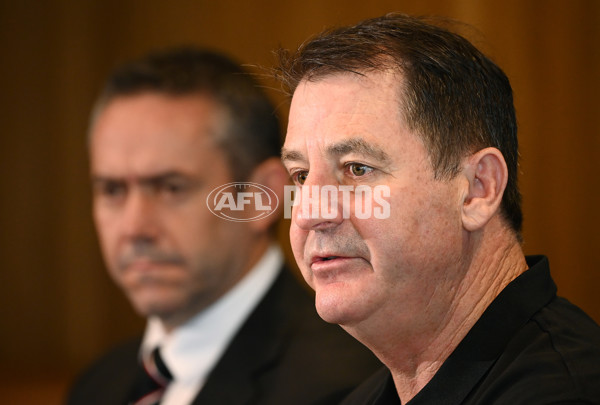 AFL 2022 Media - St Kilda Media Opportunity - A-512927