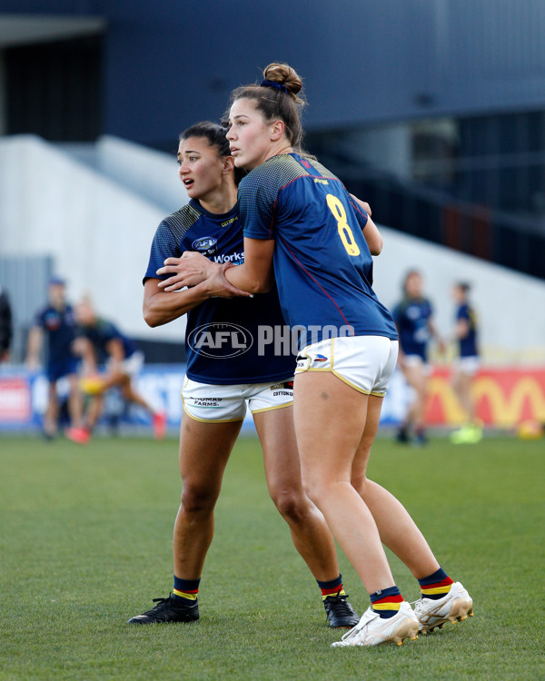 AFLW 2022 S7 Second Qualifying Final - Melbourne v Adelaide - A-521467