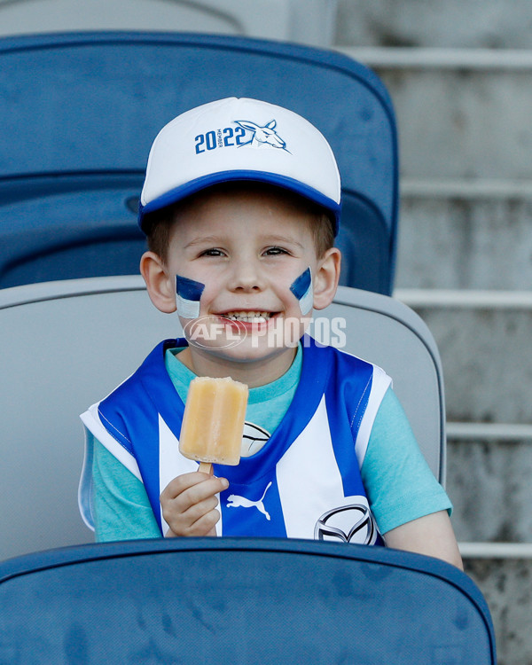 AFLW 2022 S7 First Elimination Final - Geelong v North Melbourne - A-521558