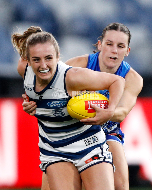 AFLW 2022 S7 First Elimination Final - Geelong v North Melbourne - A-523885