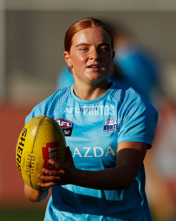 AFLW 2022 S7 First Elimination Final - Geelong v North Melbourne - A-526437