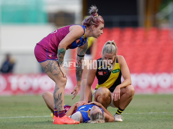 AFLW 2022 S7 First Qualifying Final - Brisbane v Richmond - A-532658