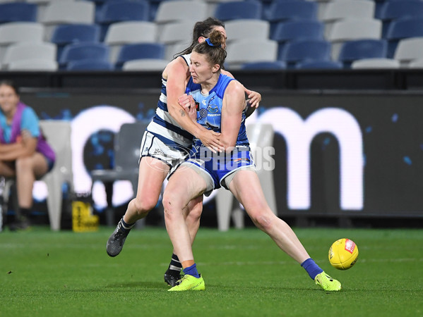 AFLW 2022 S7 First Elimination Final - Geelong v North Melbourne - A-534438
