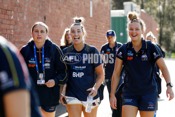 AFLW 2022 S7 Second Qualifying Final - Melbourne v Adelaide - A-541860