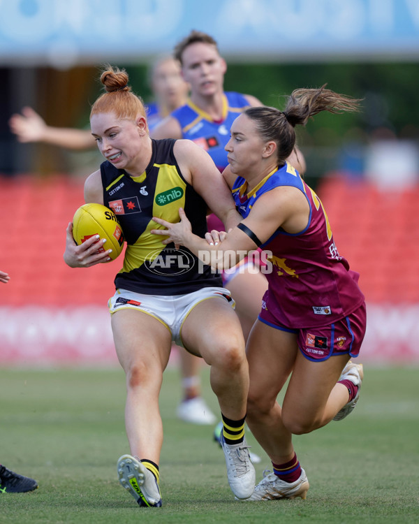 AFLW 2022 S7 First Qualifying Final - Brisbane v Richmond - A-544101