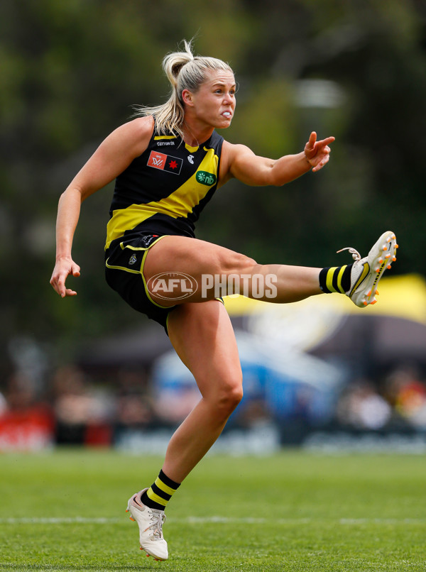 AFLW 2022 S7 First Semi Final - Richmond v North Melbourne - A-545908