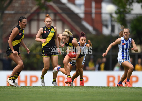 AFLW 2022 S7 First Semi Final - Richmond v North Melbourne - A-546434