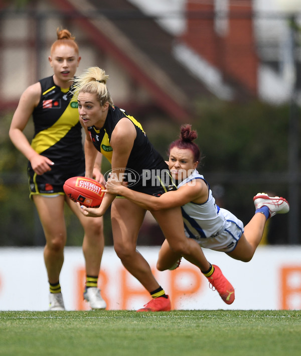 AFLW 2022 S7 First Semi Final - Richmond v North Melbourne - A-546438