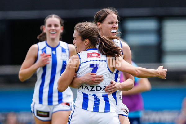 AFLW 2022 S7 First Semi Final - Richmond v North Melbourne - A-546442