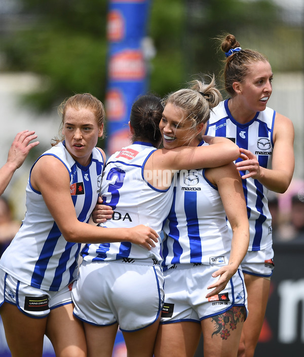 AFLW 2022 S7 First Semi Final - Richmond v North Melbourne - A-549152