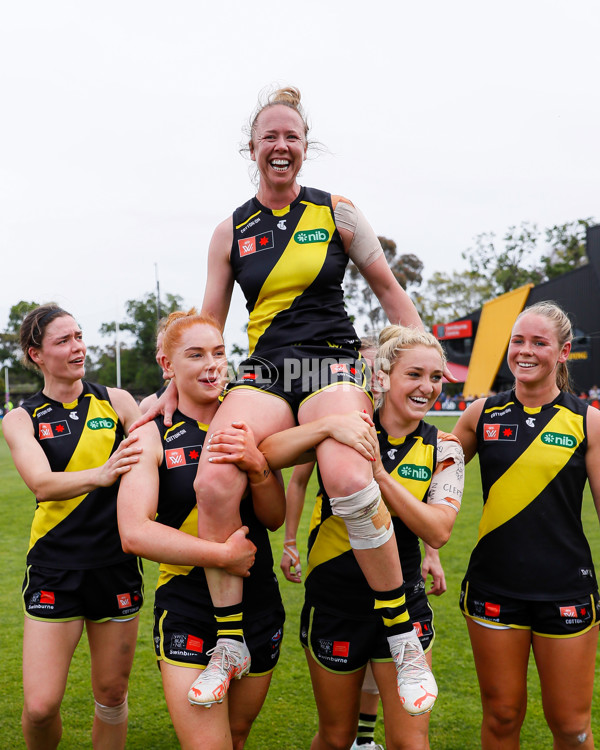 AFLW 2022 S7 First Semi Final - Richmond v North Melbourne - A-549184