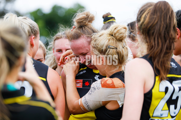 AFLW 2022 S7 First Semi Final - Richmond v North Melbourne - A-549204
