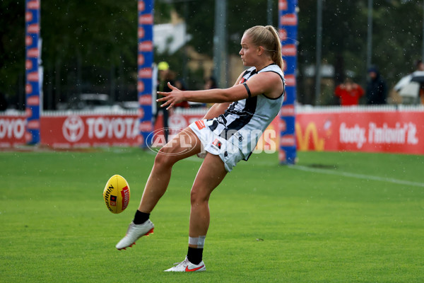 AFLW 2022 S7 Second Semi Final - Adelaide v Collingwood - A-551786
