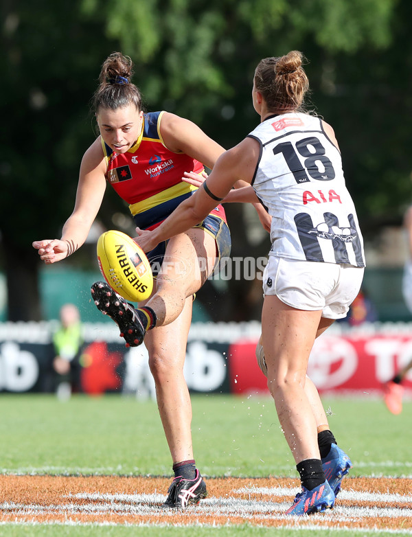 AFLW 2022 S7 Second Semi Final - Adelaide v Collingwood - A-554152